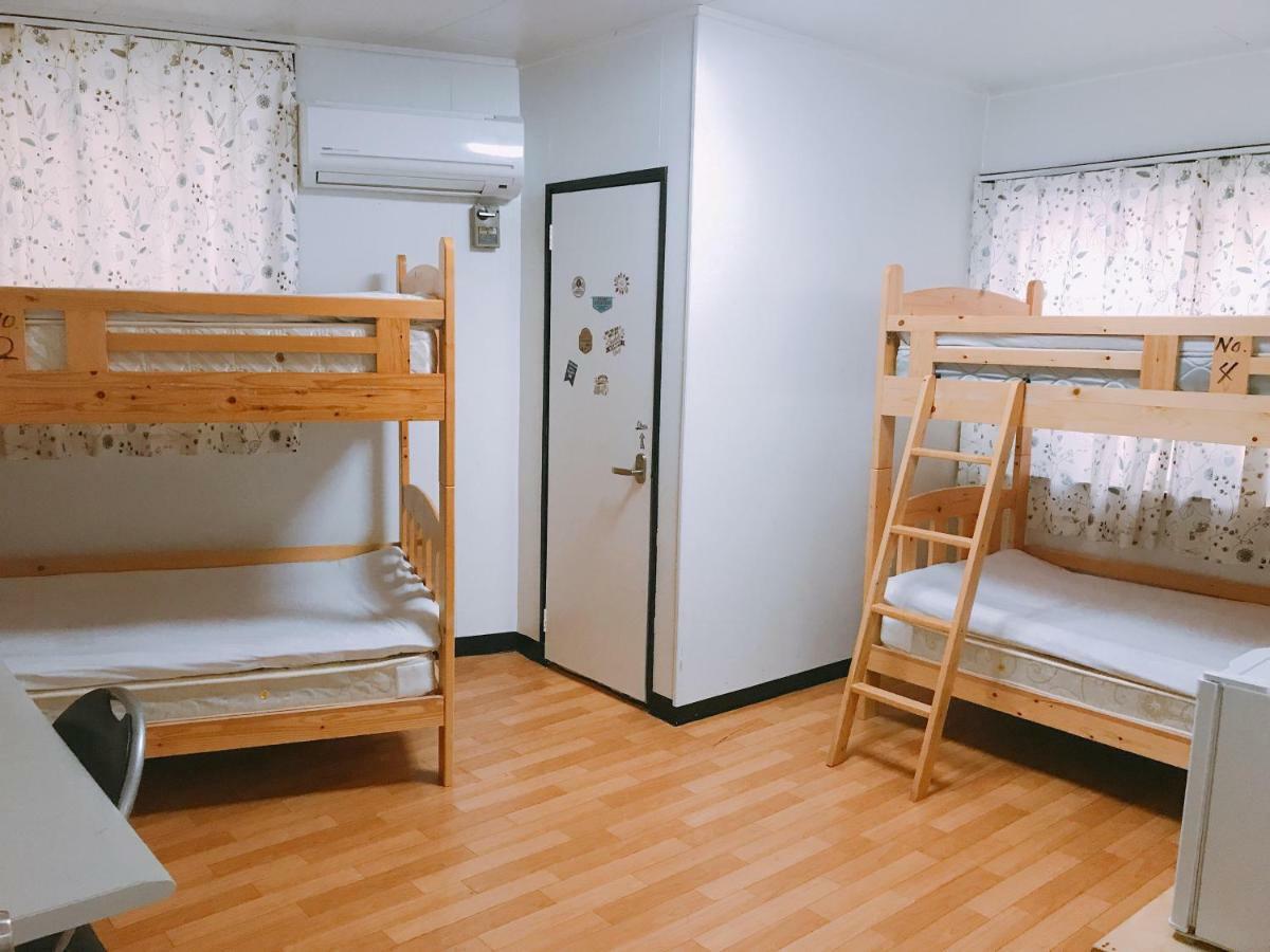 Orion Divers Guest House Naha Exterior foto