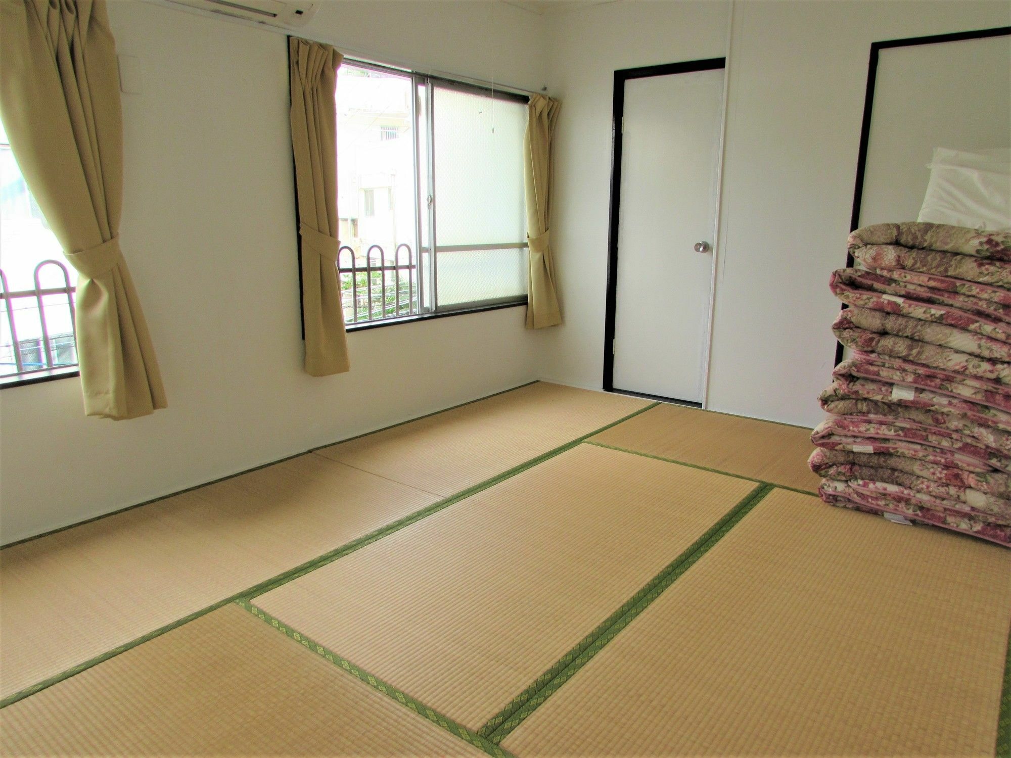 Orion Divers Guest House Naha Exterior foto
